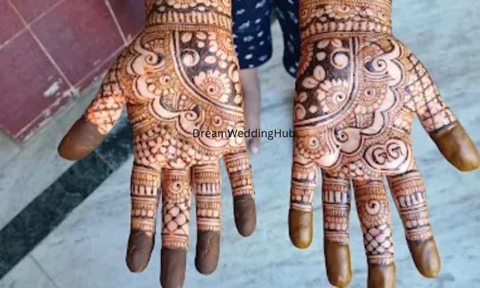 Hashwathini Mehandi Art